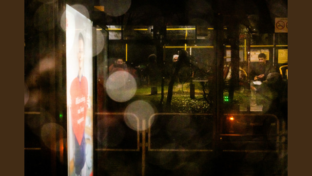 Odbicia przystanków tramwajowych