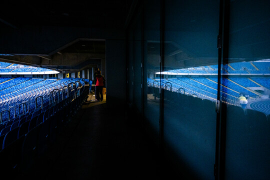 Tuż przed świtem na Stadionie Śląskim podczas Silesia Marathon '23