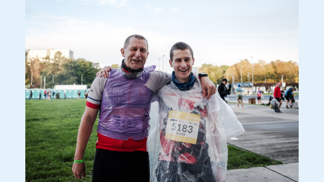 Copyright: Agnieszka Budzyńska Para biegaczy Silesia Marathon '25 przed biegiem