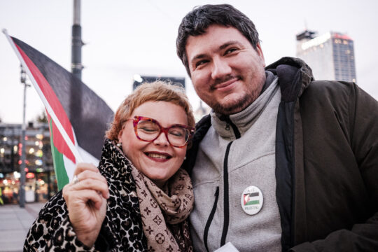 Ola i Jonathan na proteście.